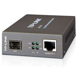 TP-Link MC220L Gigabit Single  Multi-Mode SFP Media Converter - IEEE 802.3ab/802.3z, 0.55km Multi-mode, 10km Single-Mode