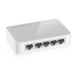 TP-Link TL-SF1005D 5-port 10/100M mini Desktop Switch, 5 10/100M RJ45 ports, Plastic case, Supports Auto MDI / MDIX